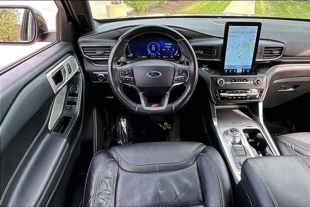 Used 2020 Ford Explorer ST w/ ST Street Pack AWD/4WD image 17