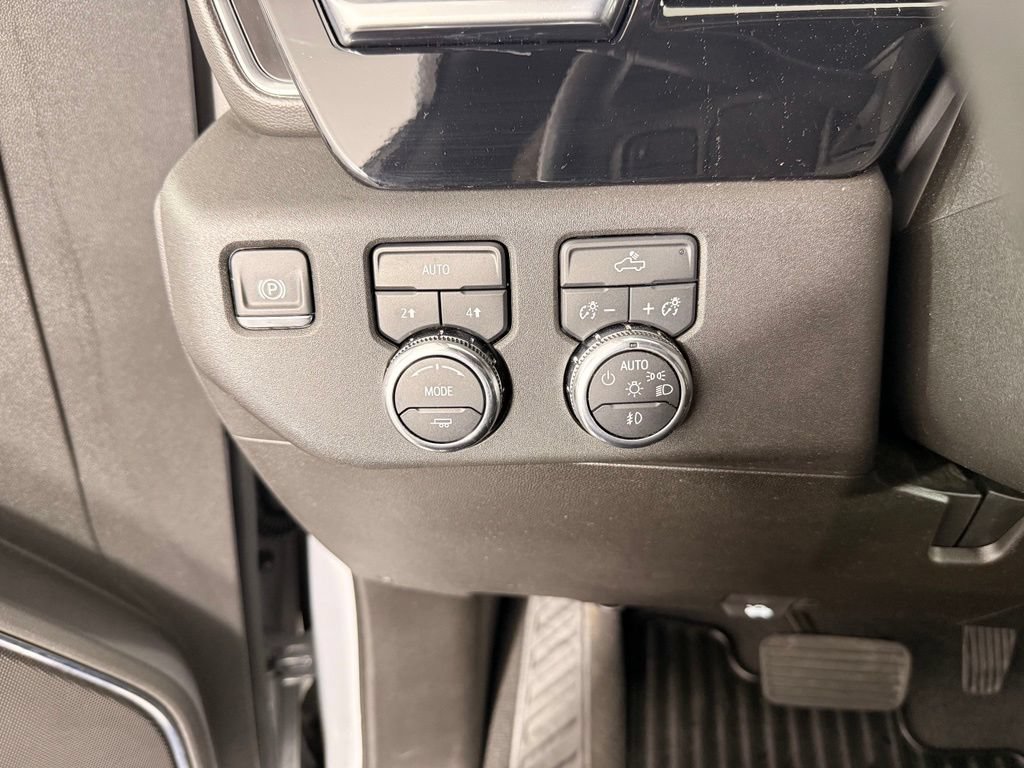 Used 2024 GMC Sierra 1500 Elevation AWD/4WD image 22