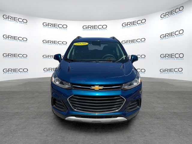 Used 2020 Chevrolet Trax LT FWD image 2