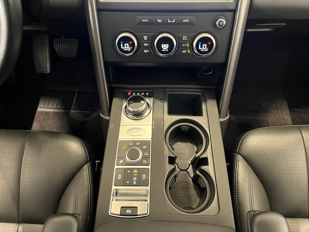 Used 2020 Land Rover Discovery Landmark AWD/4WD image 36