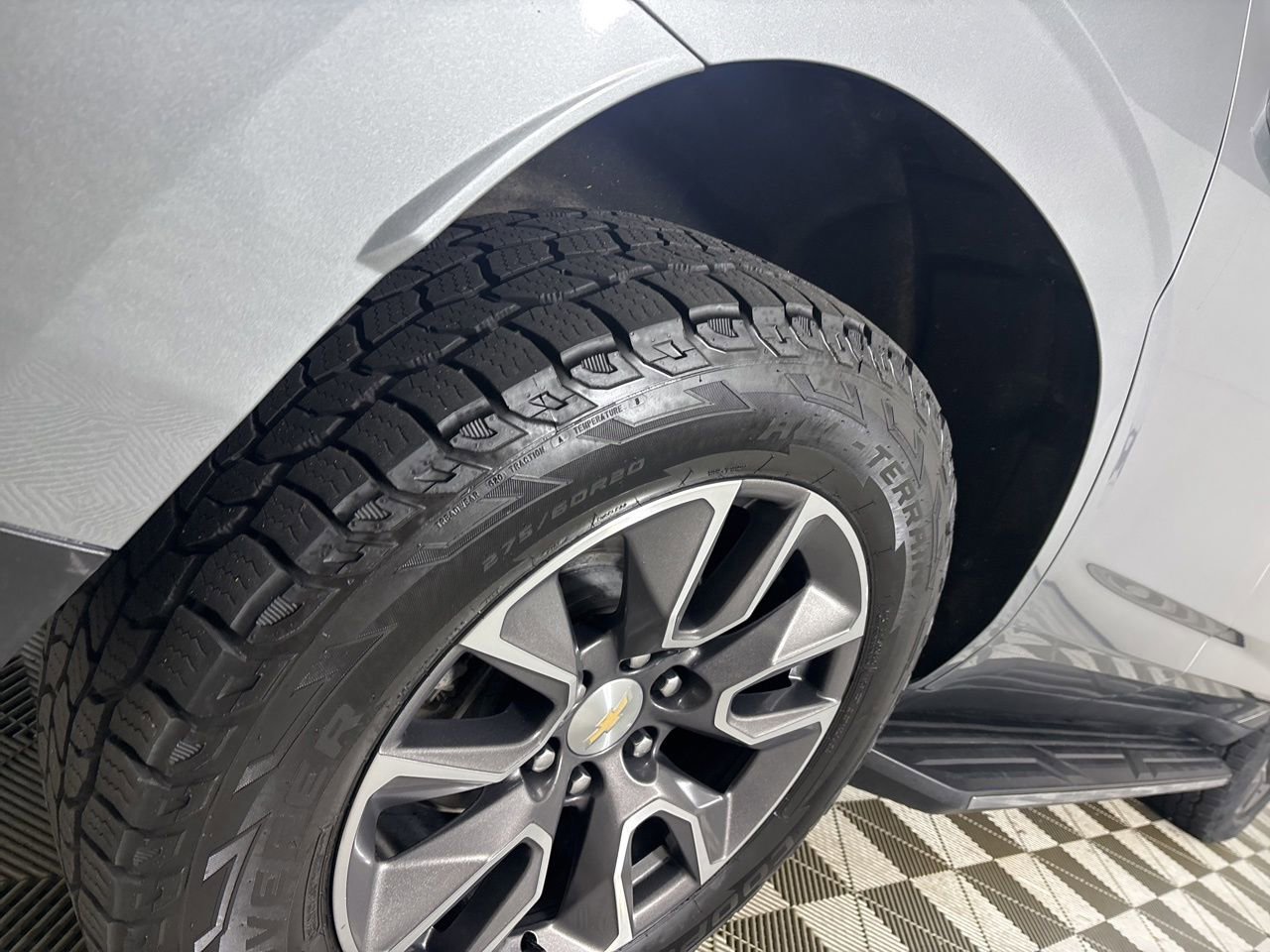 Used 2023 Chevrolet Tahoe LT w/ Luxury Package image 32