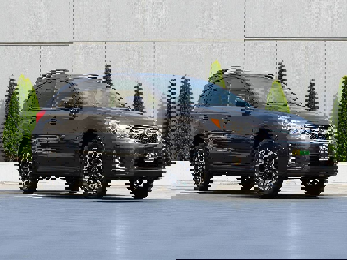 Used 2017 Subaru Crosstrek 2.0i Limited image 2