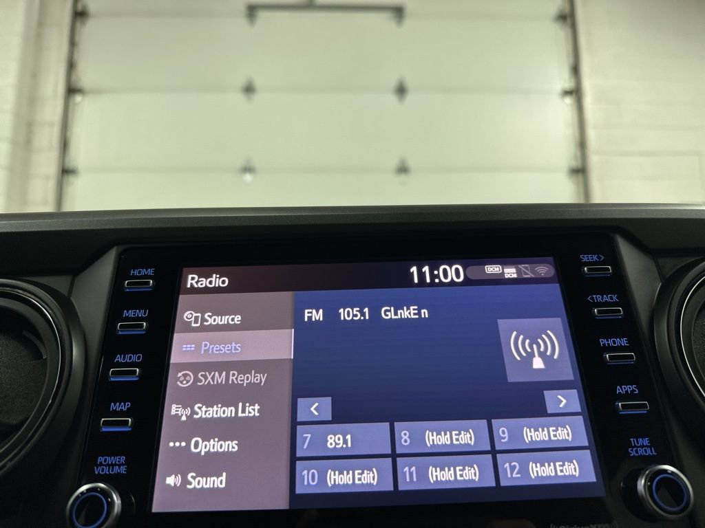 Used 2020 Toyota Tacoma TRD Off-Road w/ Technology Package image 28