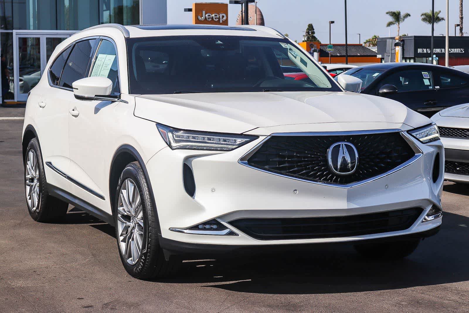 Used 2023 Acura MDX SH-AWD w/ Advance Package image 3