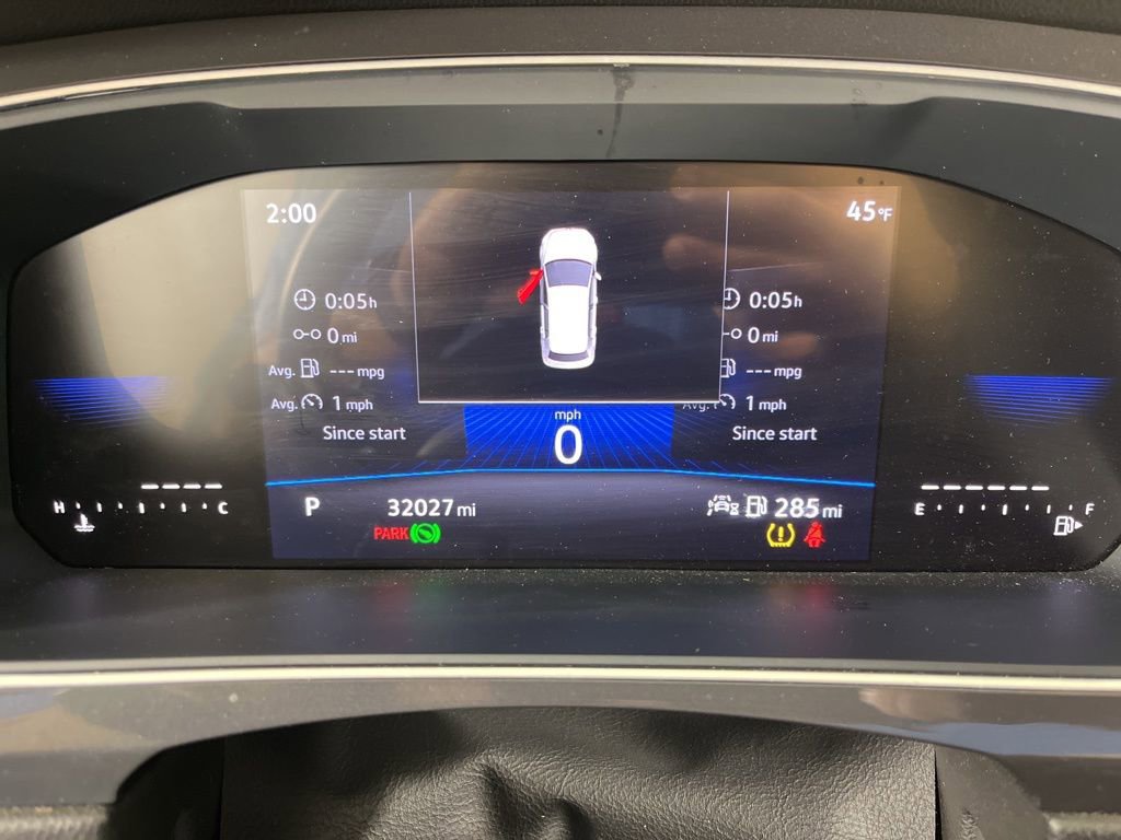 Used 2024 Volkswagen Tiguan SE image 34