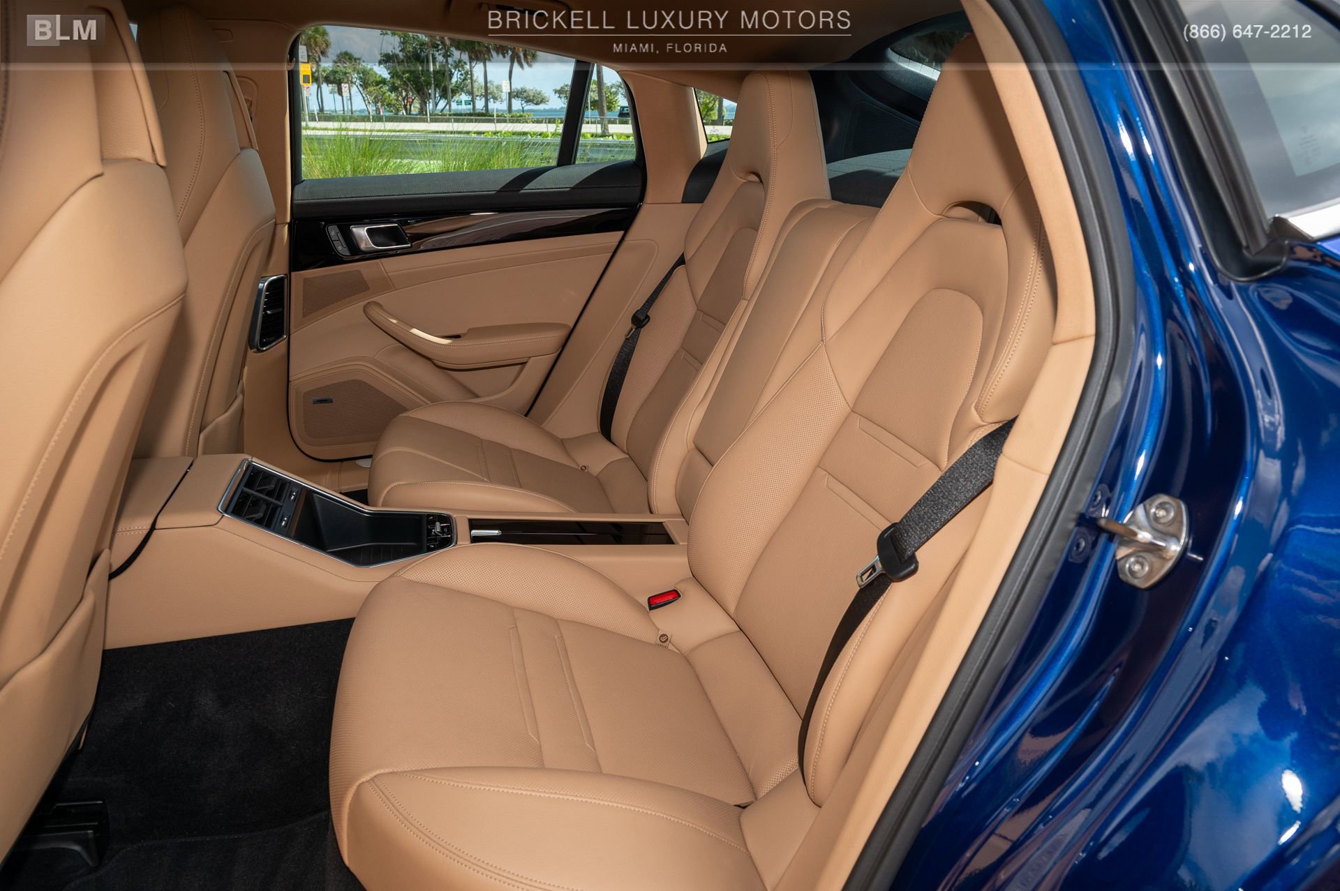 Used 2022 Porsche Panamera image 7