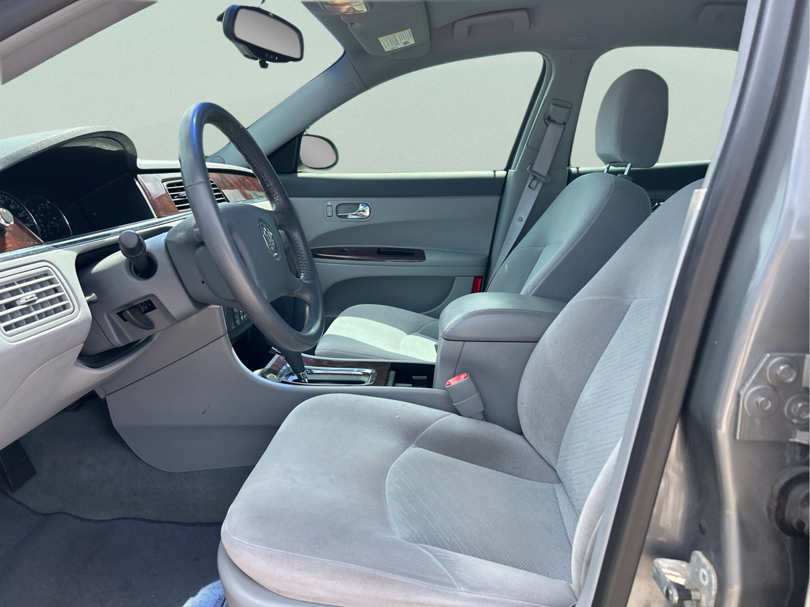 Used 2007 Buick LaCrosse CX w/ Chrome Enhancement Package FWD image 7
