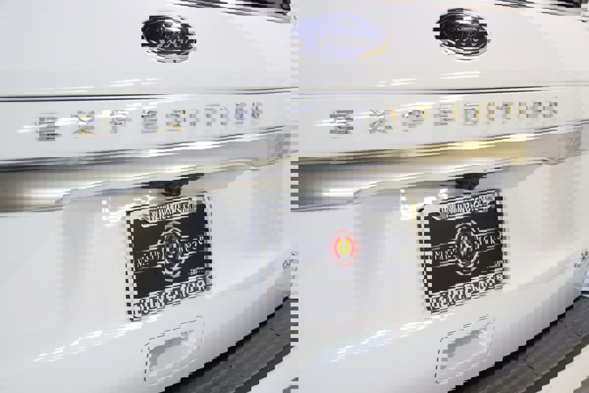 Used 2023 Ford Expedition Max Platinum image 12