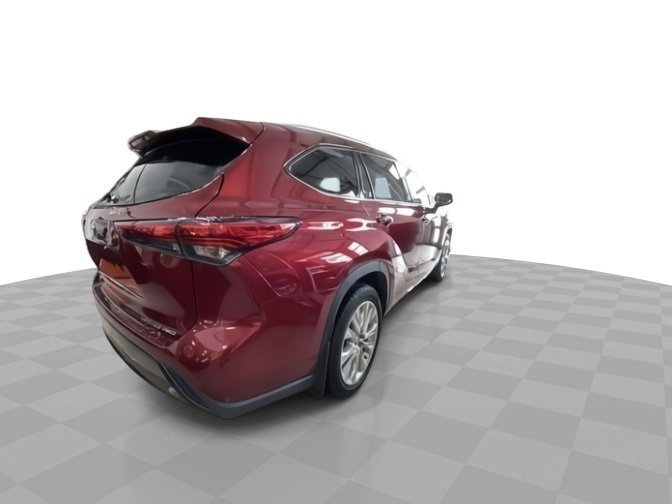 Used 2020 Toyota Highlander Limited image 8