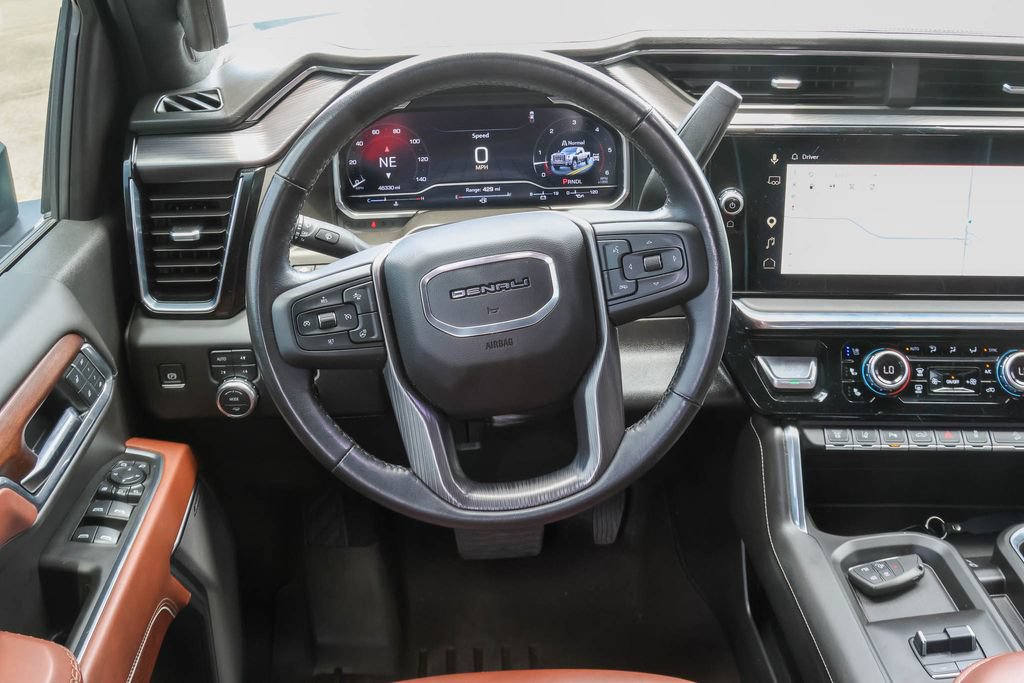 Used 2025 GMC Sierra 2500 Denali Ultimate AWD/4WD image 18