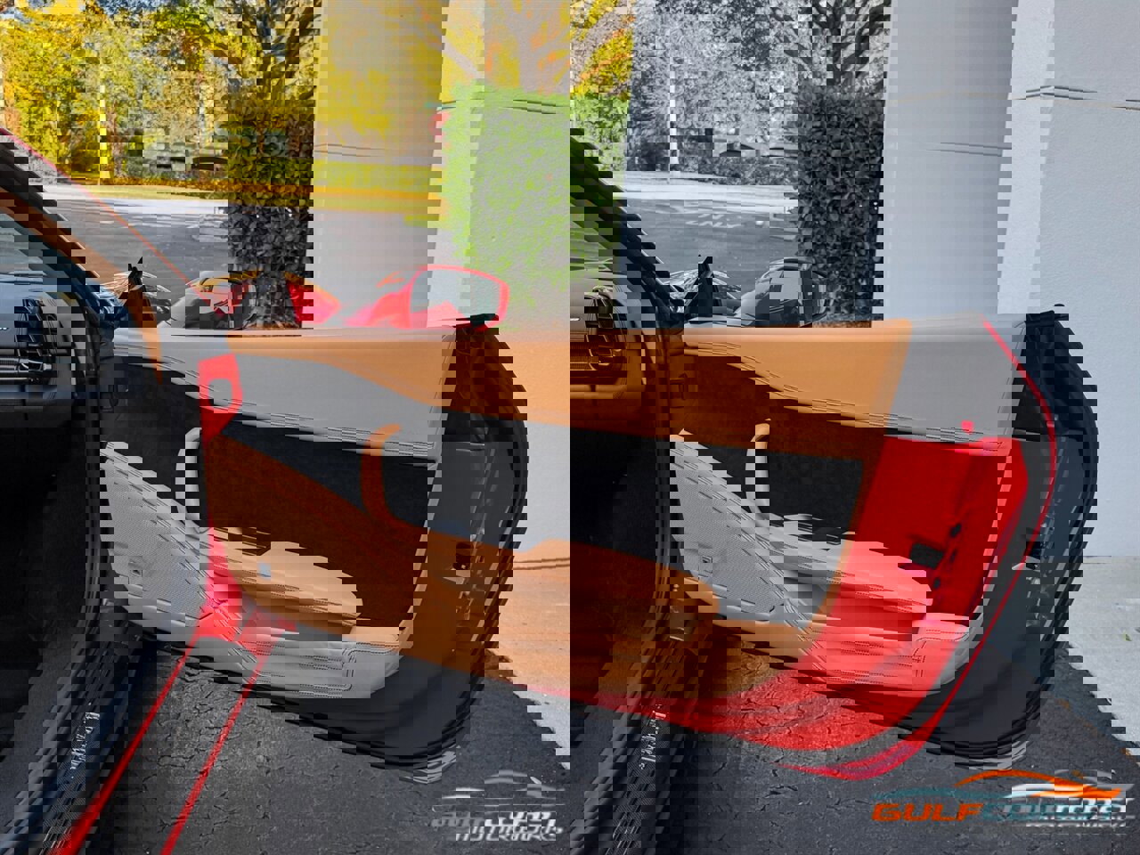 Used 2014 Ferrari 458 Spider image 34