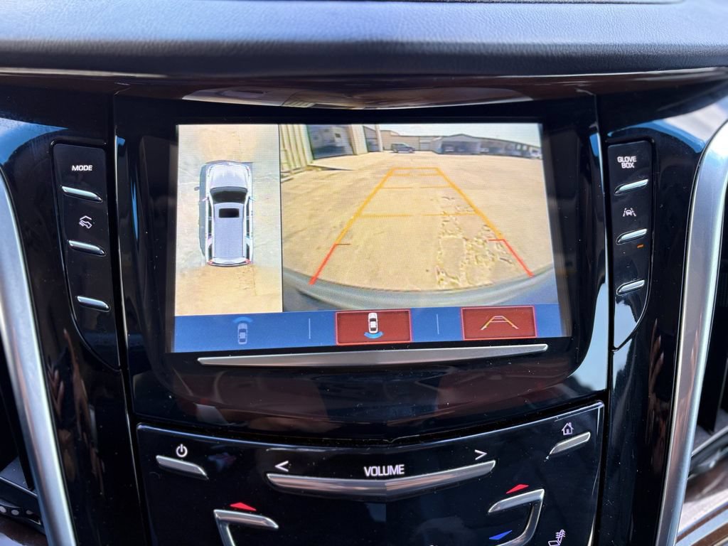 Used 2019 Cadillac Escalade Premium Luxury w/ LPO, Radiant Package RWD image 19