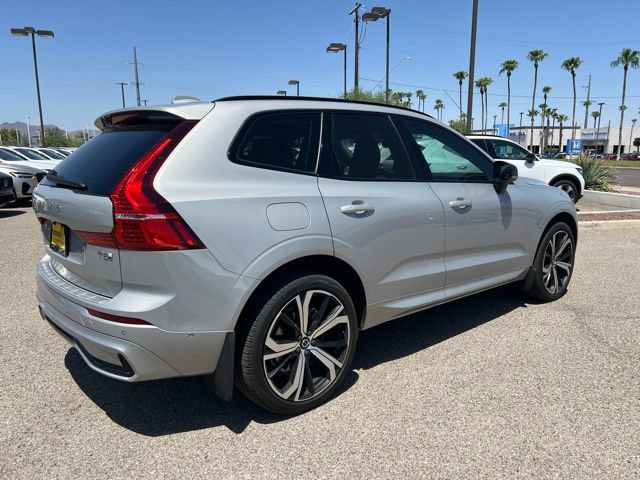 Certified 2025 Volvo XC60 T8 Ultra AWD/4WD image 3