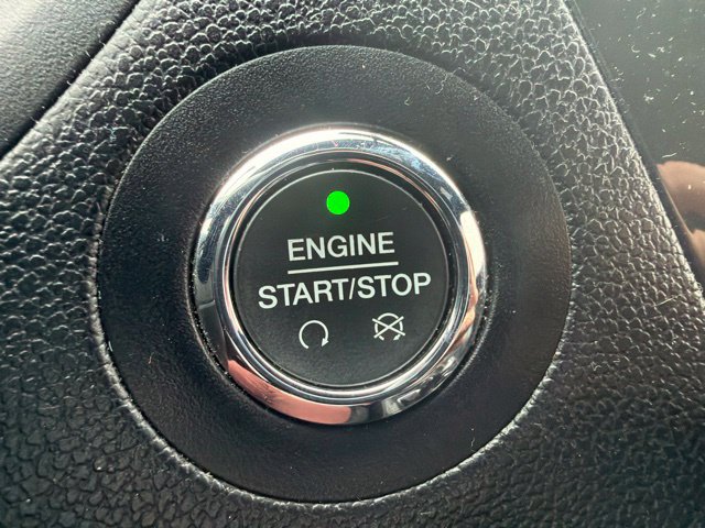 Used 2018 Ford Explorer XLT w/ Equipment Group 202A FWD image 44