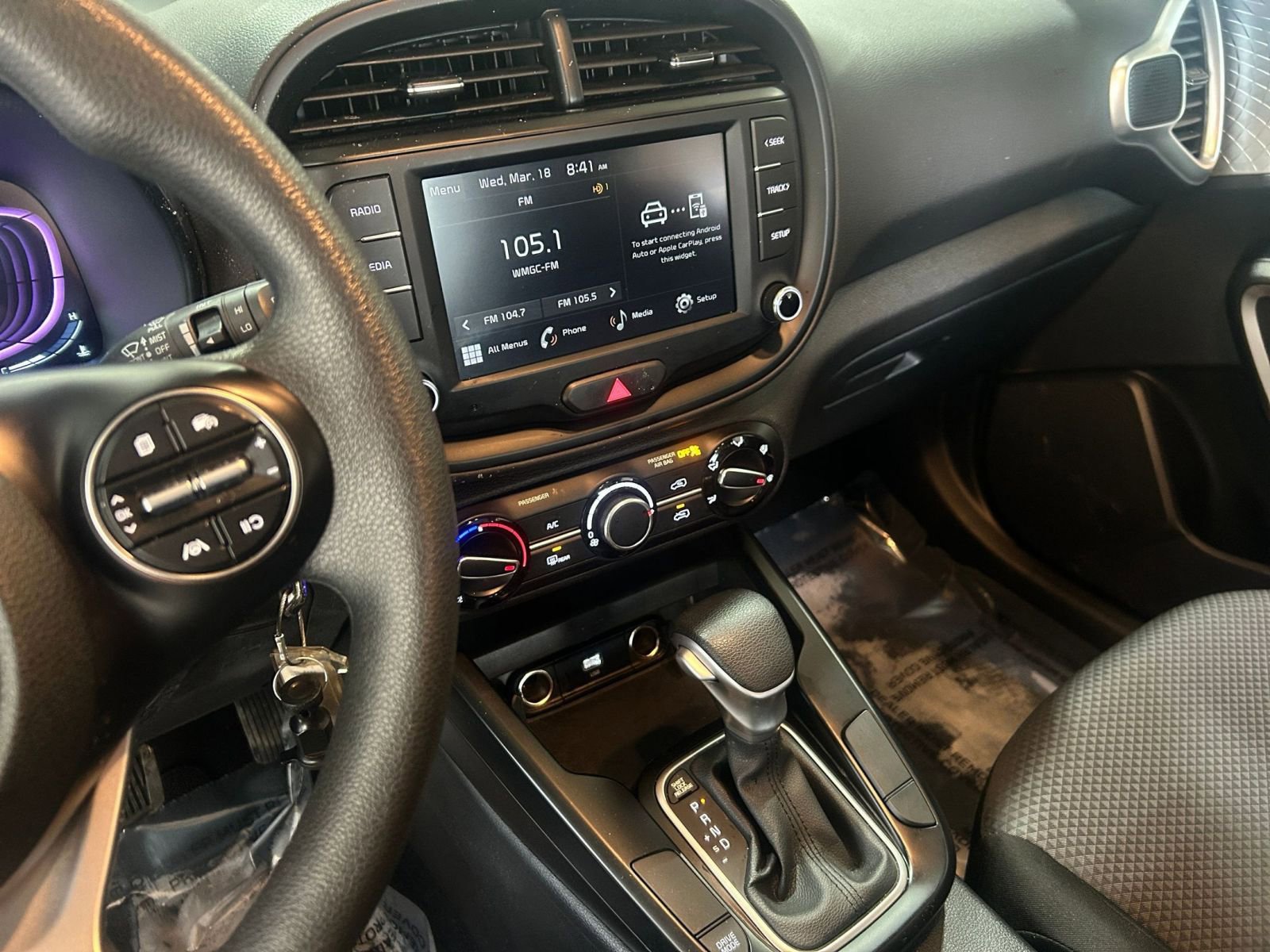 Used 2025 Kia Soul LX w/ LX Technology Package image 17