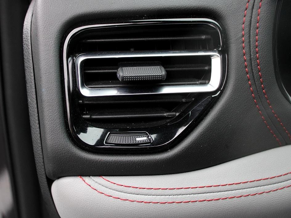 Used 2024 Dodge Durango Citadel w/ Tow 'N Go Package image 24