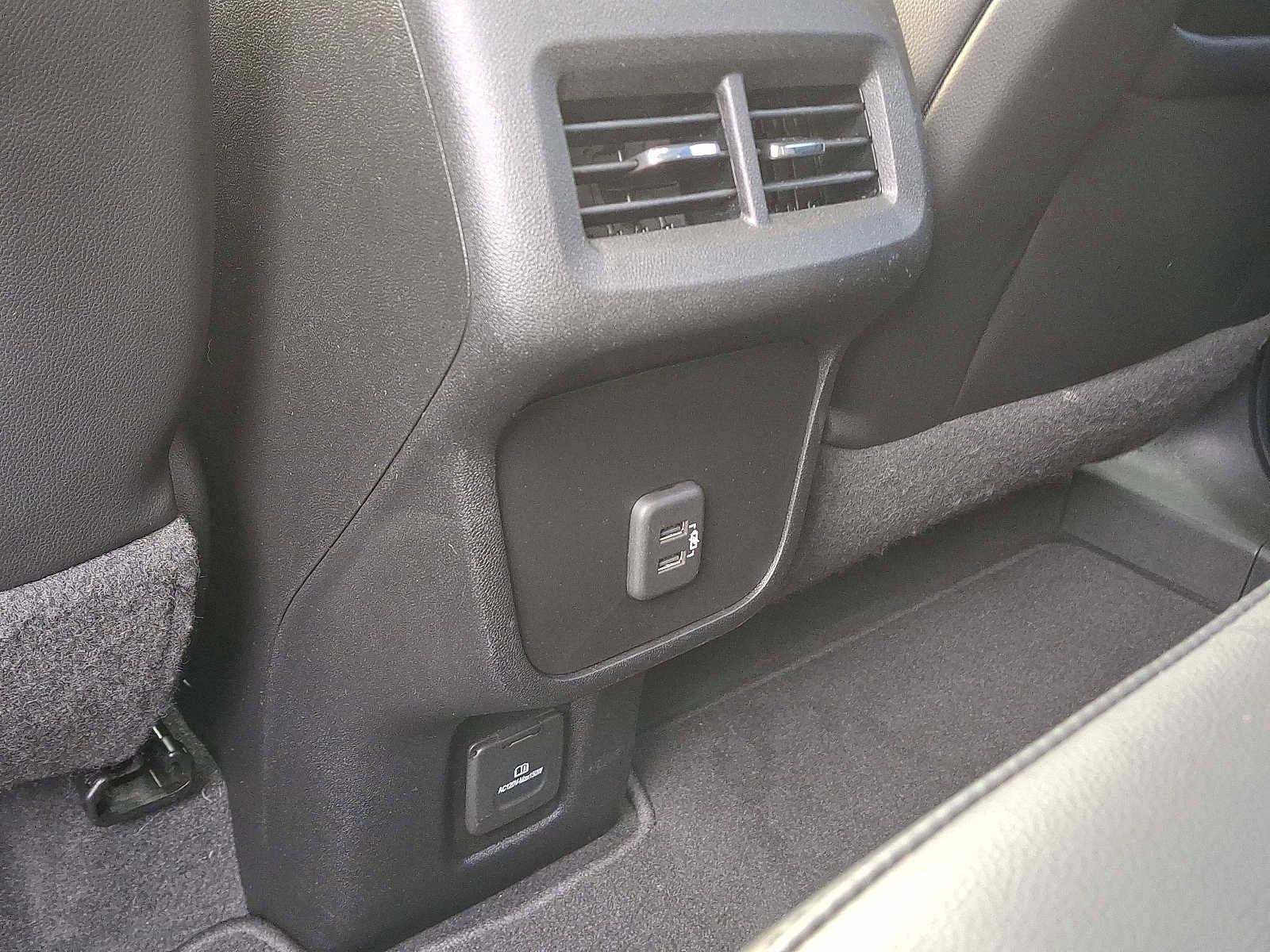 Used 2020 Chevrolet Equinox LT w/ Midnight Edition image 12