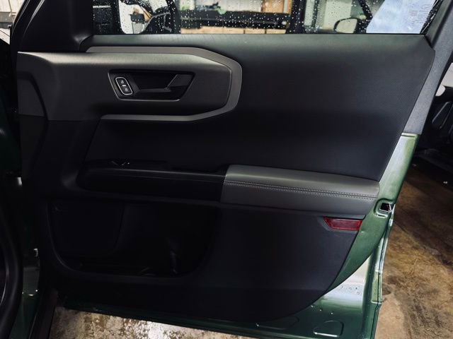 Used 2025 Ford Bronco Sport Badlands image 14