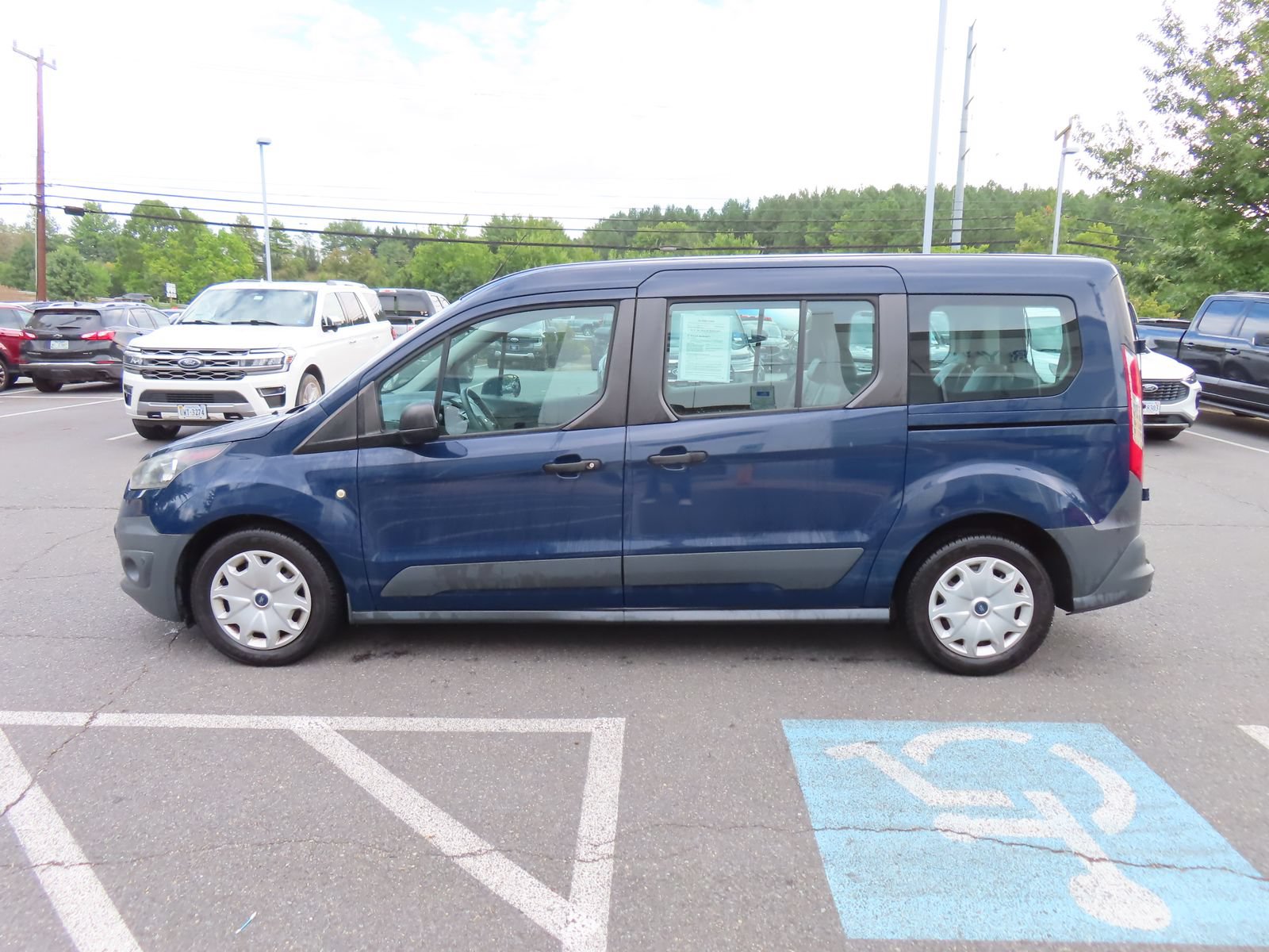 Used 2017 Ford Transit Connect XL FWD image 8