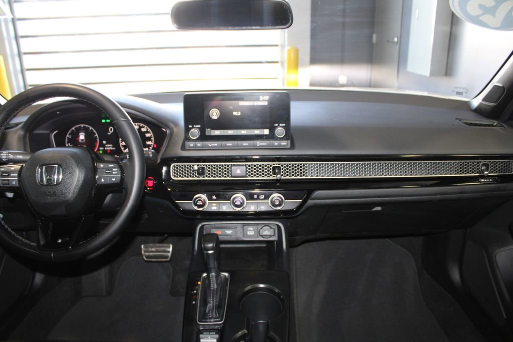 Used 2023 Honda Civic Sport image 25