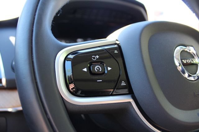 Certified 2022 Volvo XC90 T8 Inscription Expression AWD/4WD image 33