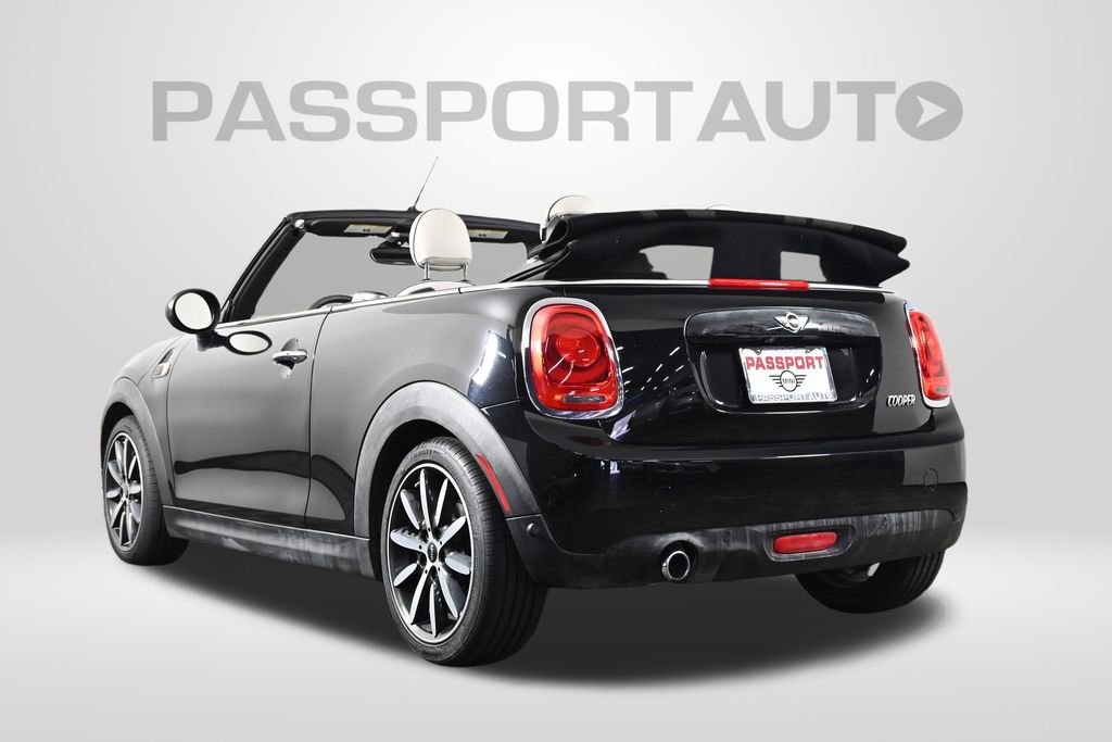 Used 2018 MINI Cooper Convertible image 6