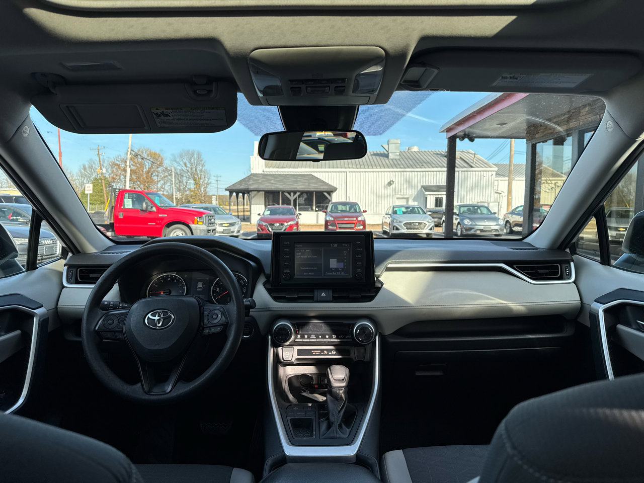 Used 2019 Toyota RAV4 XLE image 12