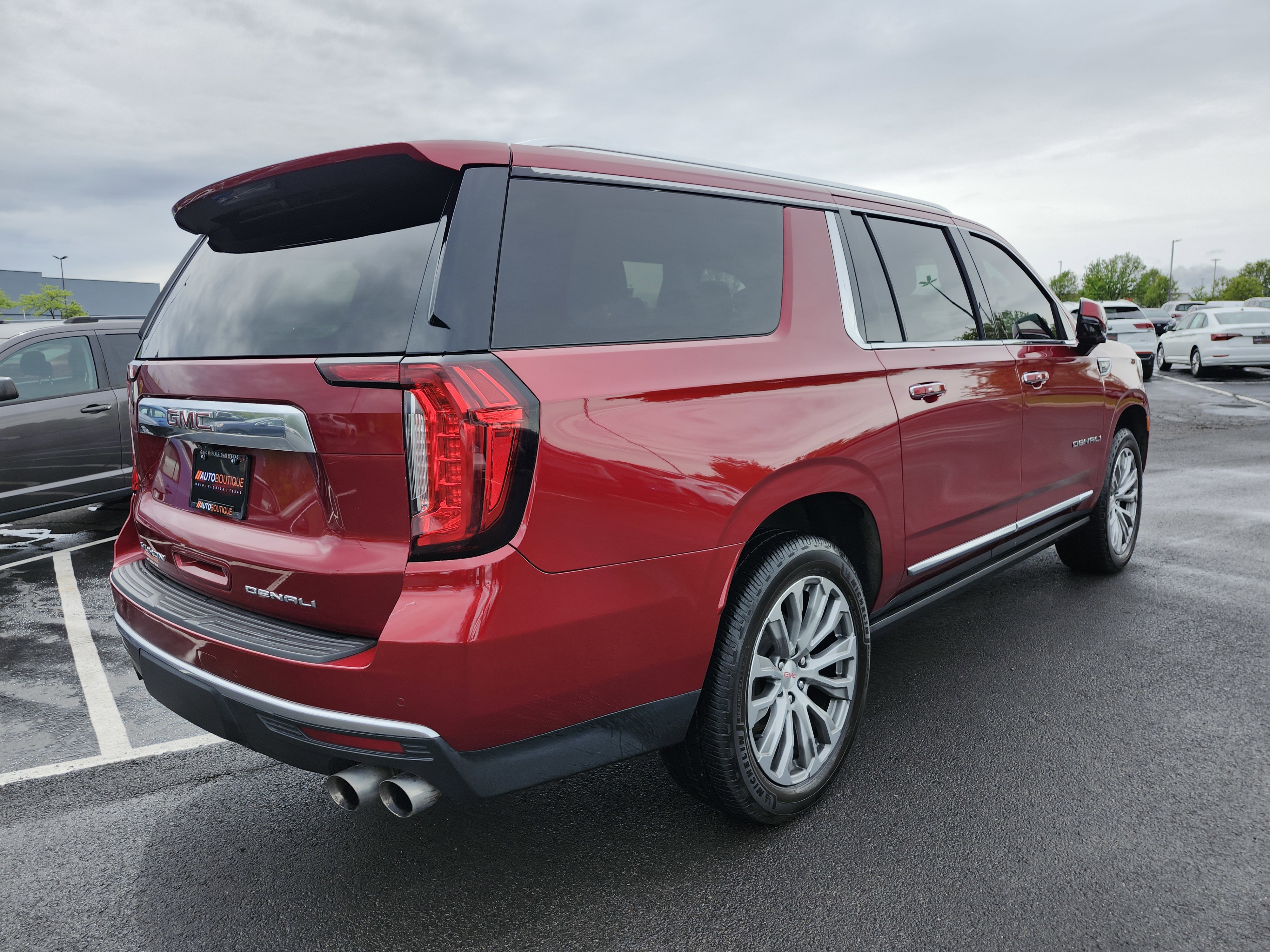 Used 2021 GMC Yukon XL Denali w/ Denali Ultimate Package image 20