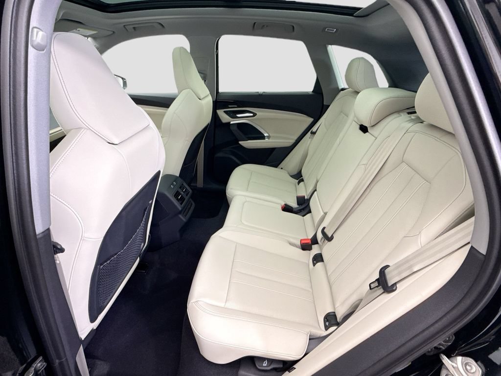 Used 2025 Audi Q5 Premium Plus AWD/4WD image 21