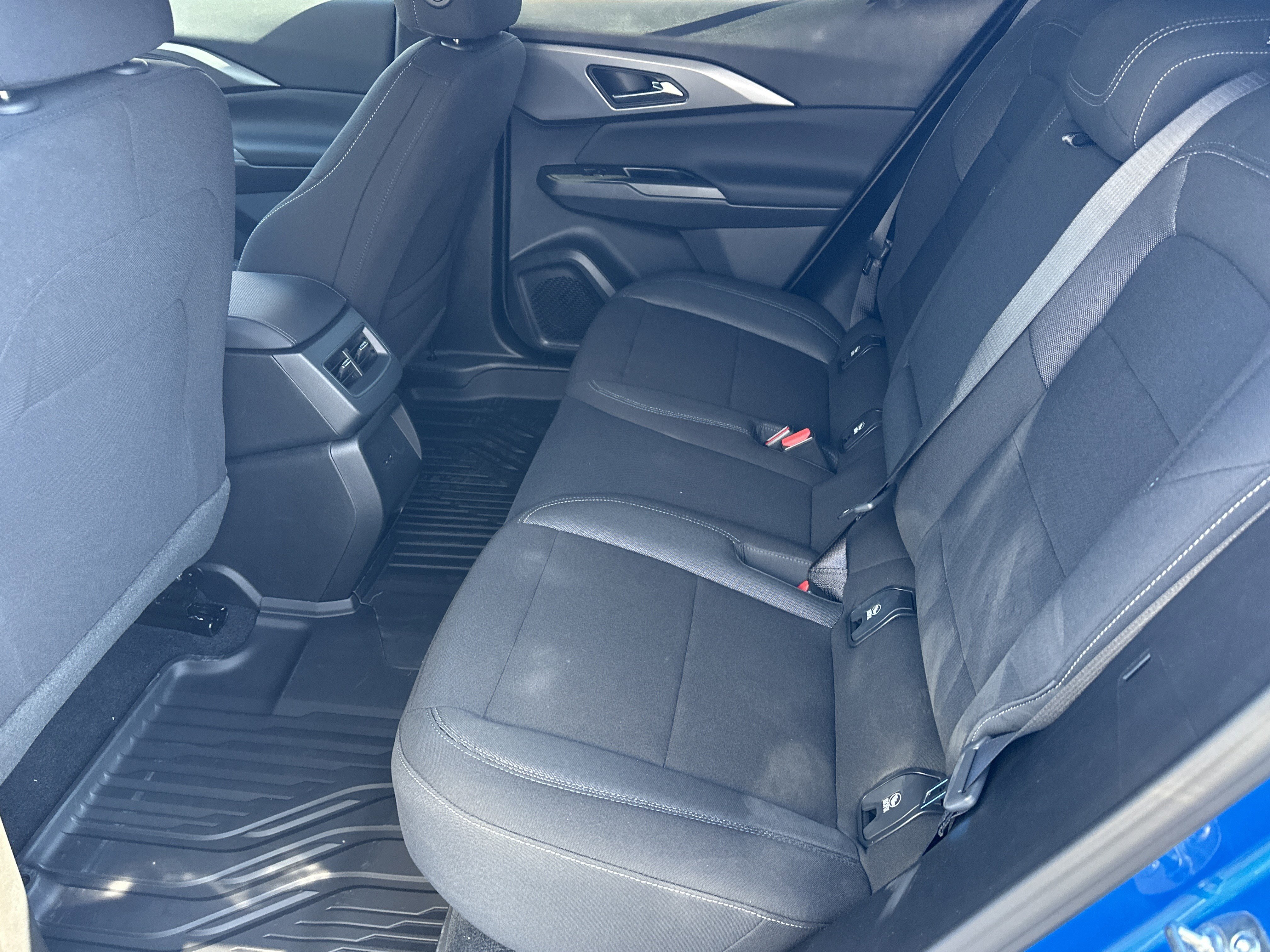 New 2026 Chevrolet Equinox EV LT w/ Comfort Package AWD/4WD image 19