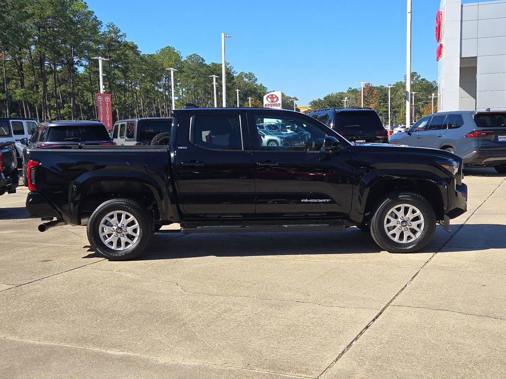 Certified 2025 Toyota Tacoma SR5 image 8