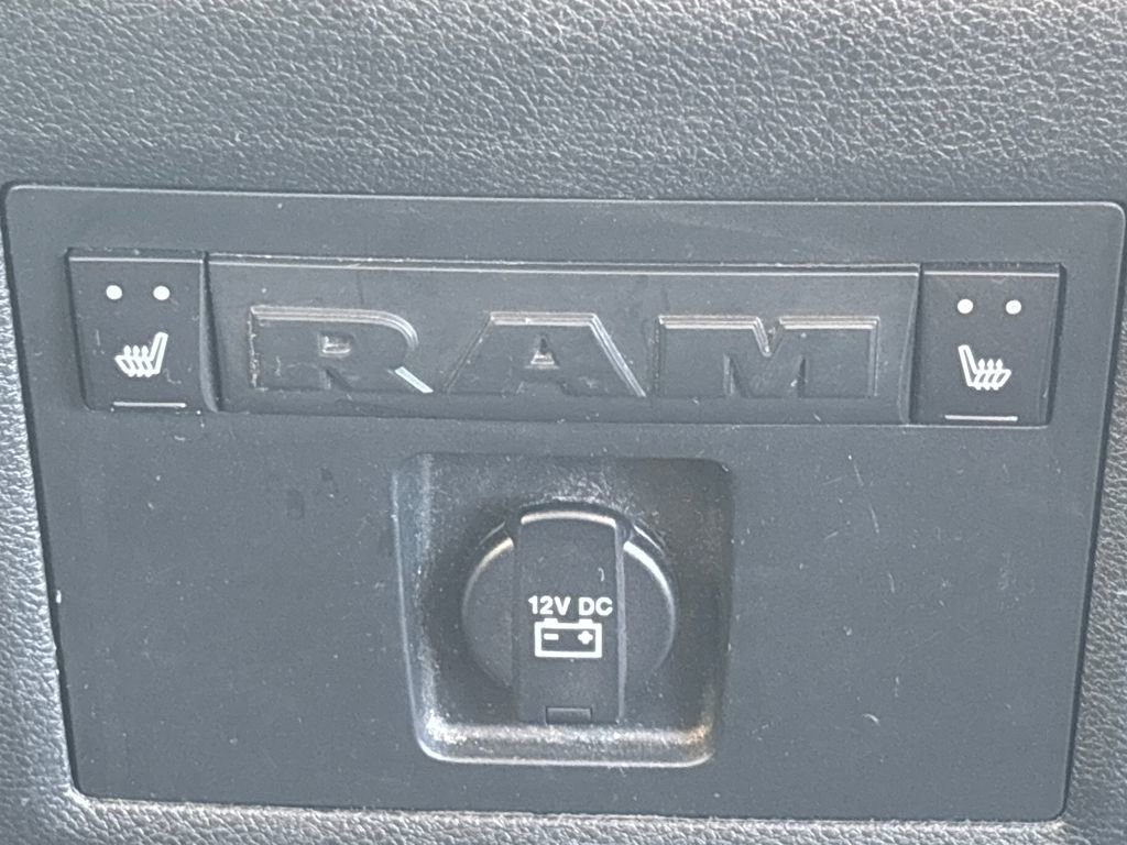 Used 2017 RAM 2500 Laramie w/ Convenience Group image 29