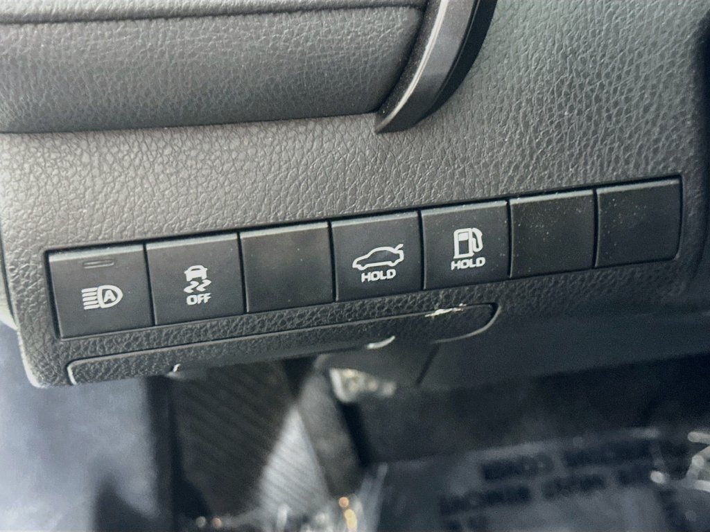 Used 2023 Toyota Camry SE FWD image 23