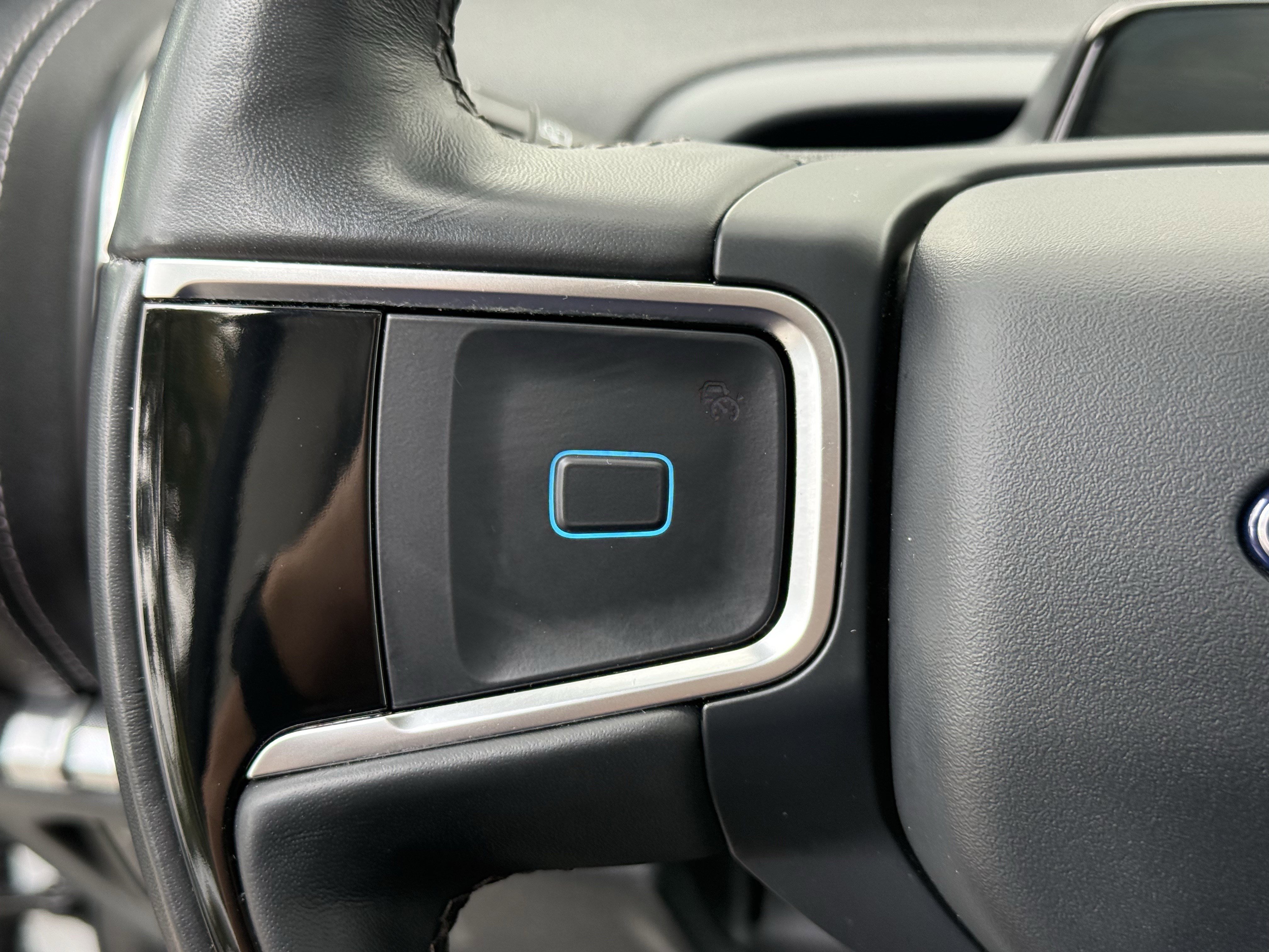 Used 2025 Ford Expedition Platinum image 16
