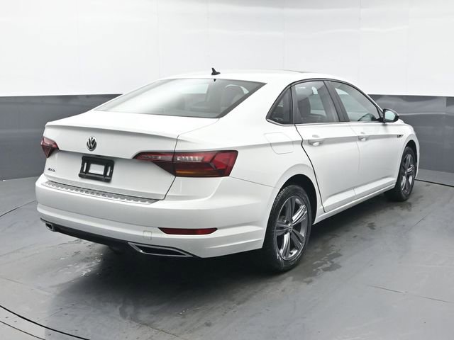 Used 2019 Volkswagen Jetta R-Line w/ R-Line Cold Weather Package FWD image 5