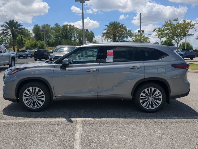 New 2026 Toyota Highlander Platinum AWD/4WD image 7