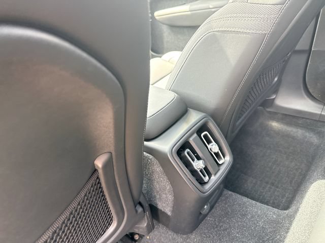 Certified 2023 Volvo XC40 Recharge Plus w/ Protection Package Premier AWD/4WD image 27