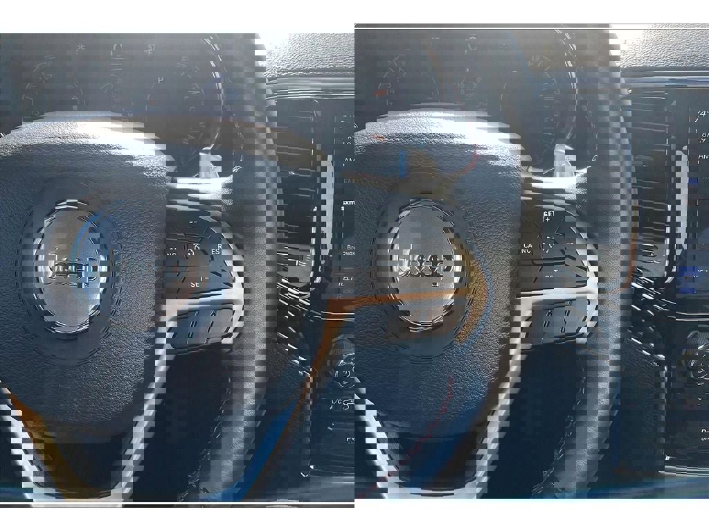 Used 2019 Jeep Grand Cherokee Trailhawk image 21