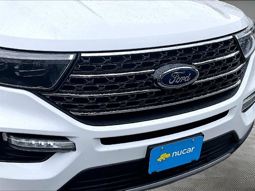 Used 2021 Ford Explorer XLT w/ Equipment Group 202A AWD/4WD image 31