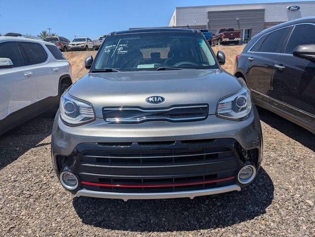 Used 2018 Kia Soul ! w/ Tech Package FWD image 3