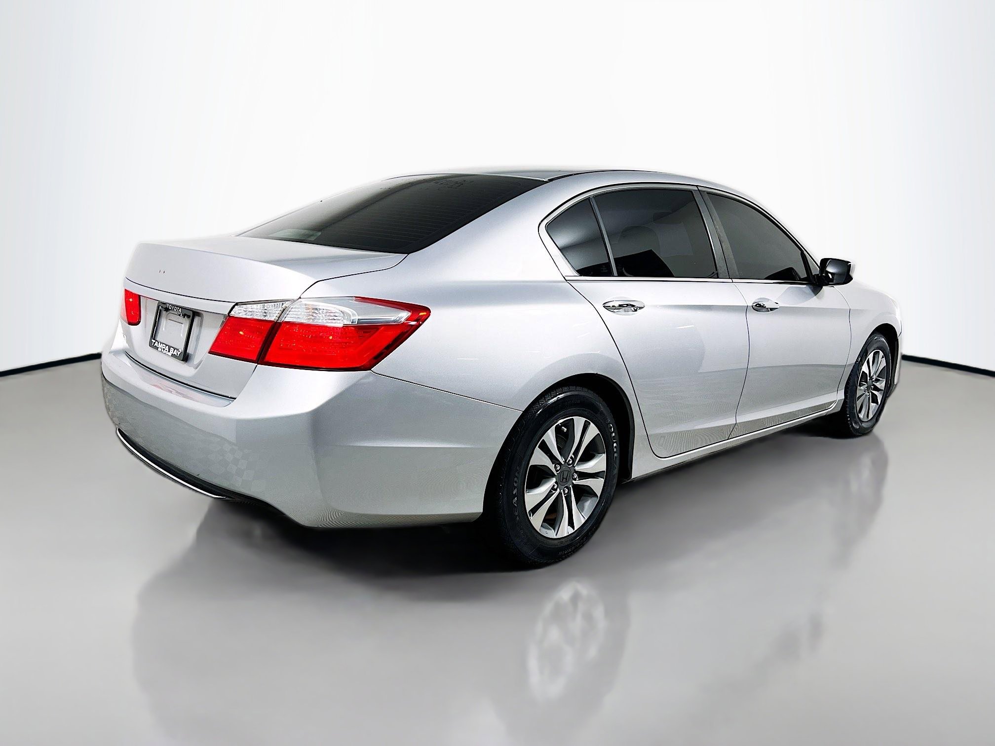 Used 2014 Honda Accord LX image 4
