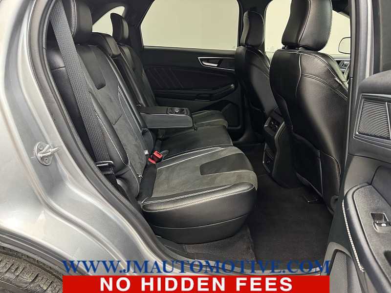 Used 2023 Ford Edge ST image 18