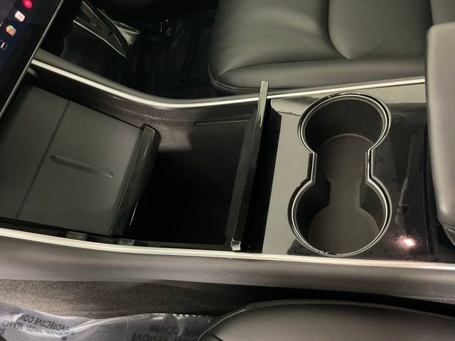 Used 2020 Tesla Model 3 Standard Range image 19