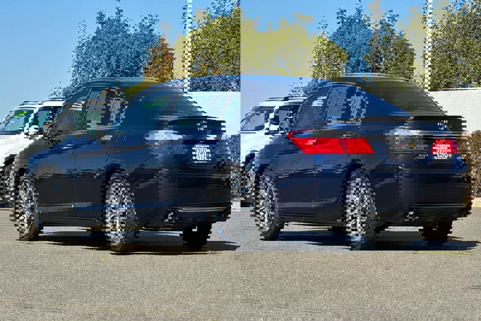 Used 2015 Honda Accord Sport image 7