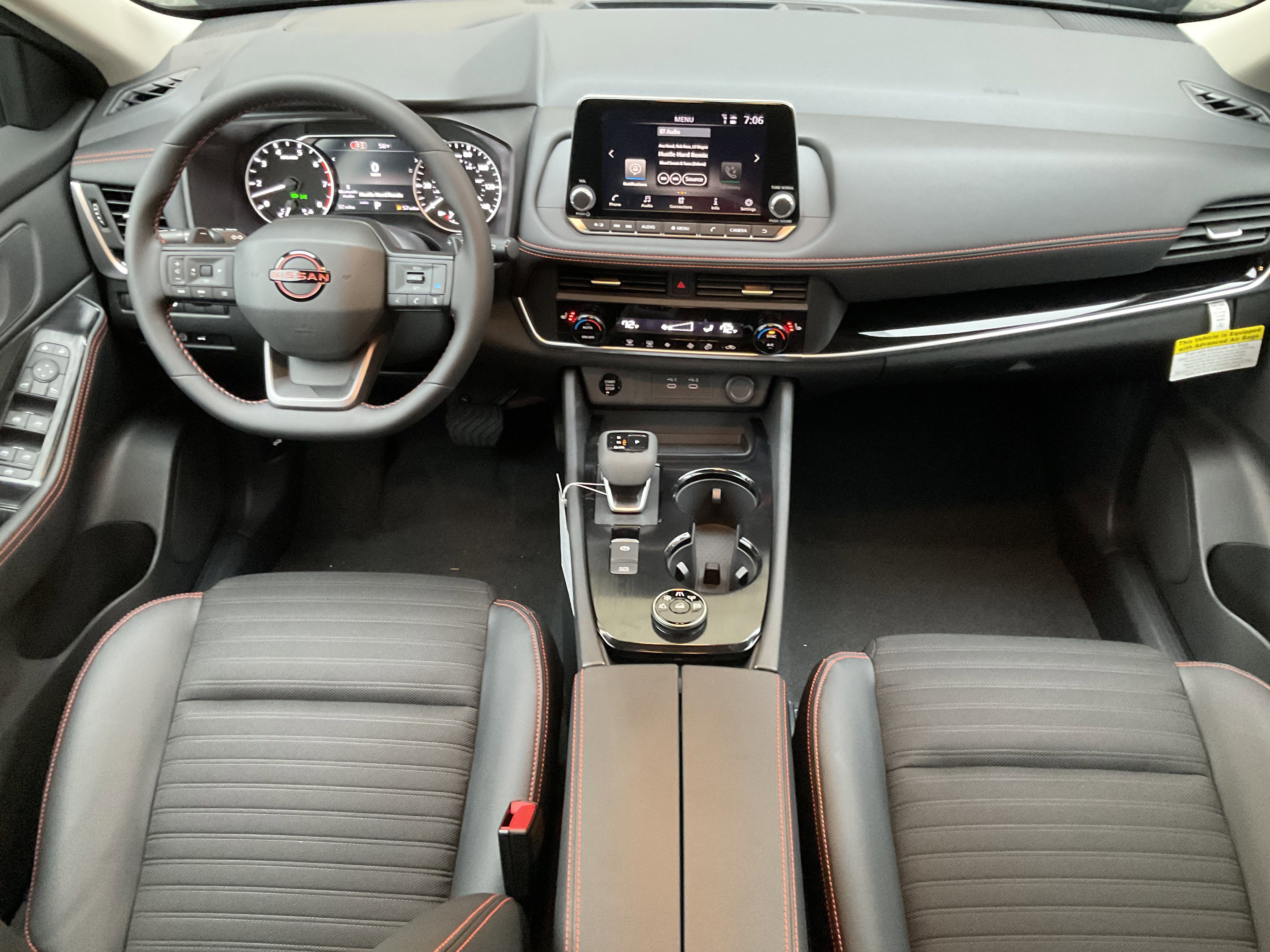 Used 2026 Nissan Rogue SV image 24