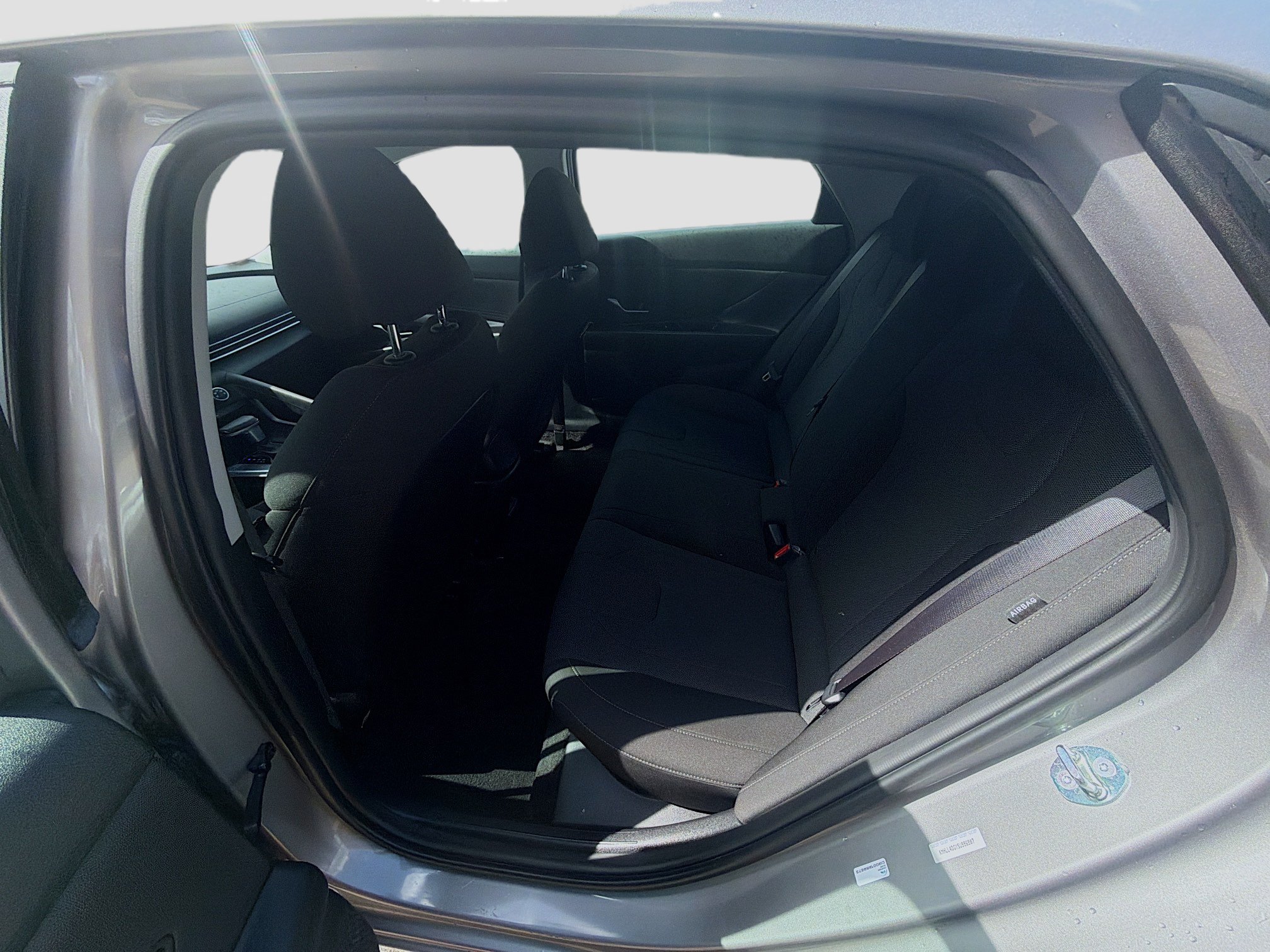 Used 2025 Hyundai Elantra SE FWD image 20
