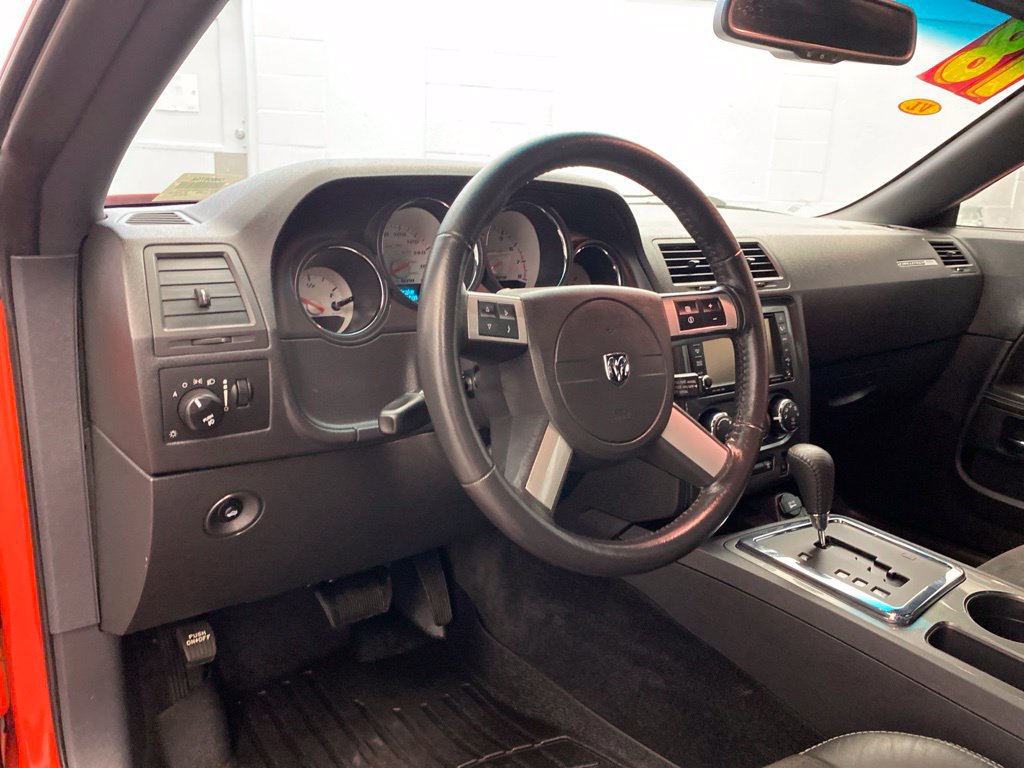 Used 2008 Dodge Challenger SRT8 RWD image 13