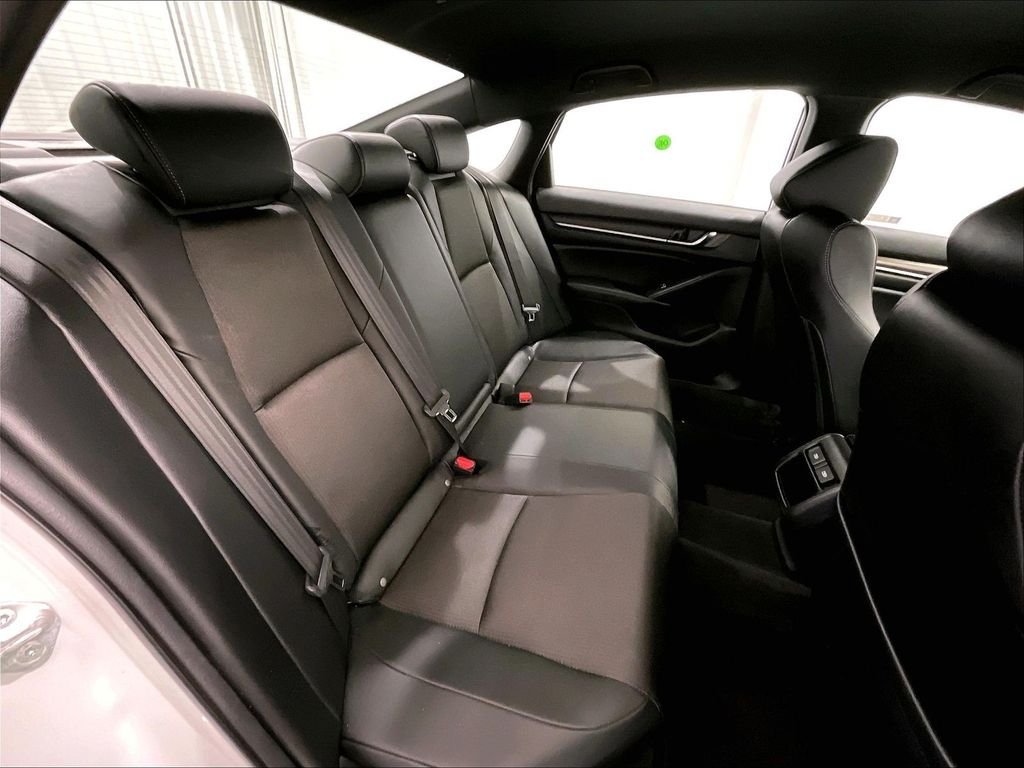Used 2022 Honda Accord Sport image 16