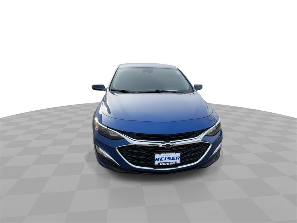 Certified 2023 Chevrolet Malibu RS w/ Driver Confidence Package image 3