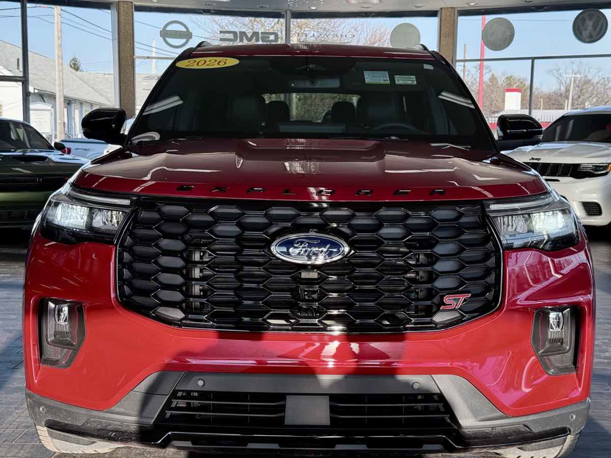 Used 2026 Ford Explorer ST w/ Sun And Sound Package image 4